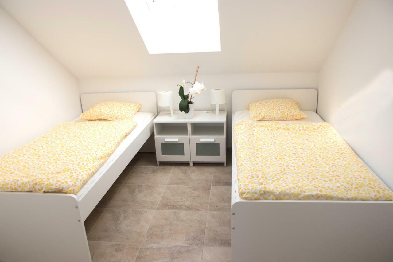 Apartman U Fuxu Zleby Екстериор снимка