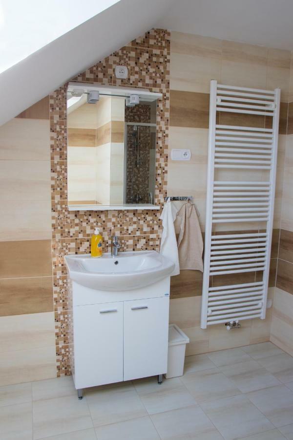 Apartman U Fuxu Zleby Екстериор снимка