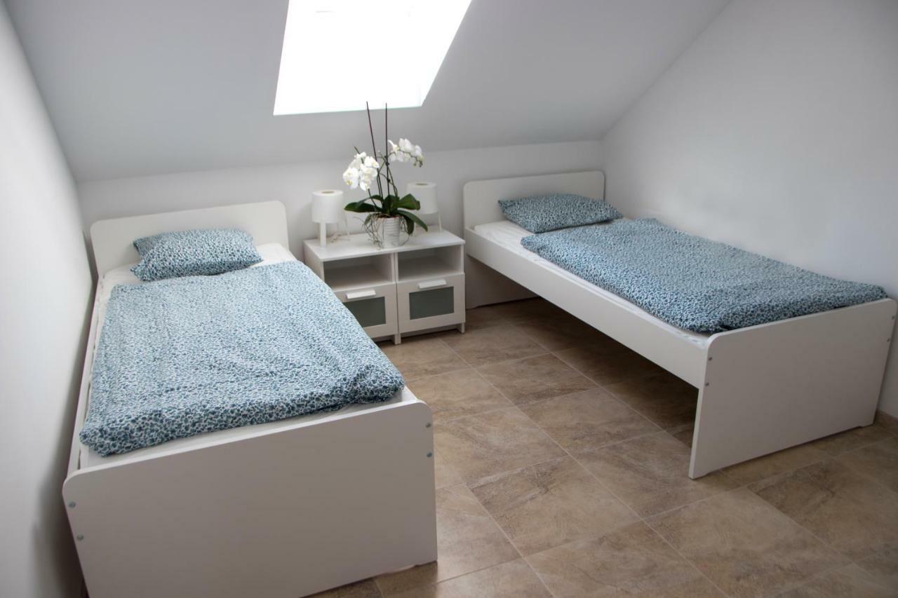 Apartman U Fuxu Zleby Екстериор снимка