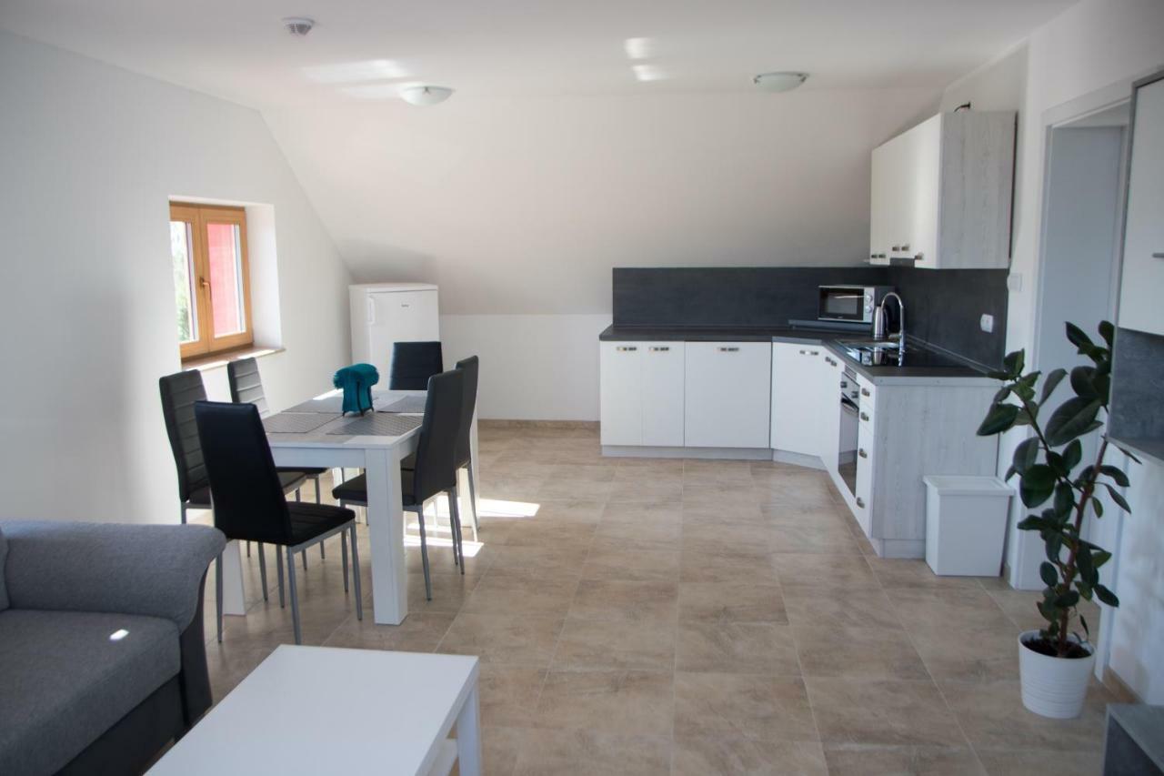 Apartman U Fuxu Zleby Екстериор снимка